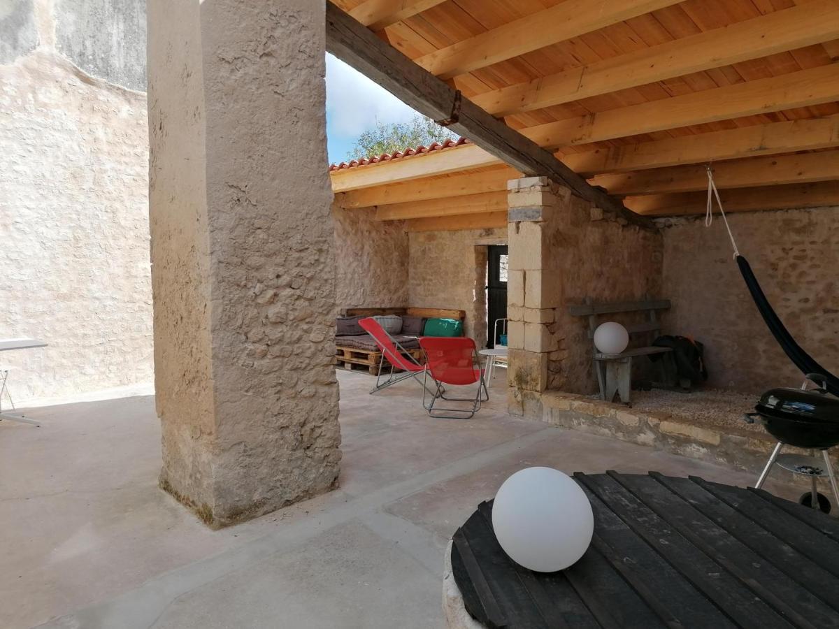 Villa L'annexe de Gaston à Port-des-Barques Extérieur photo