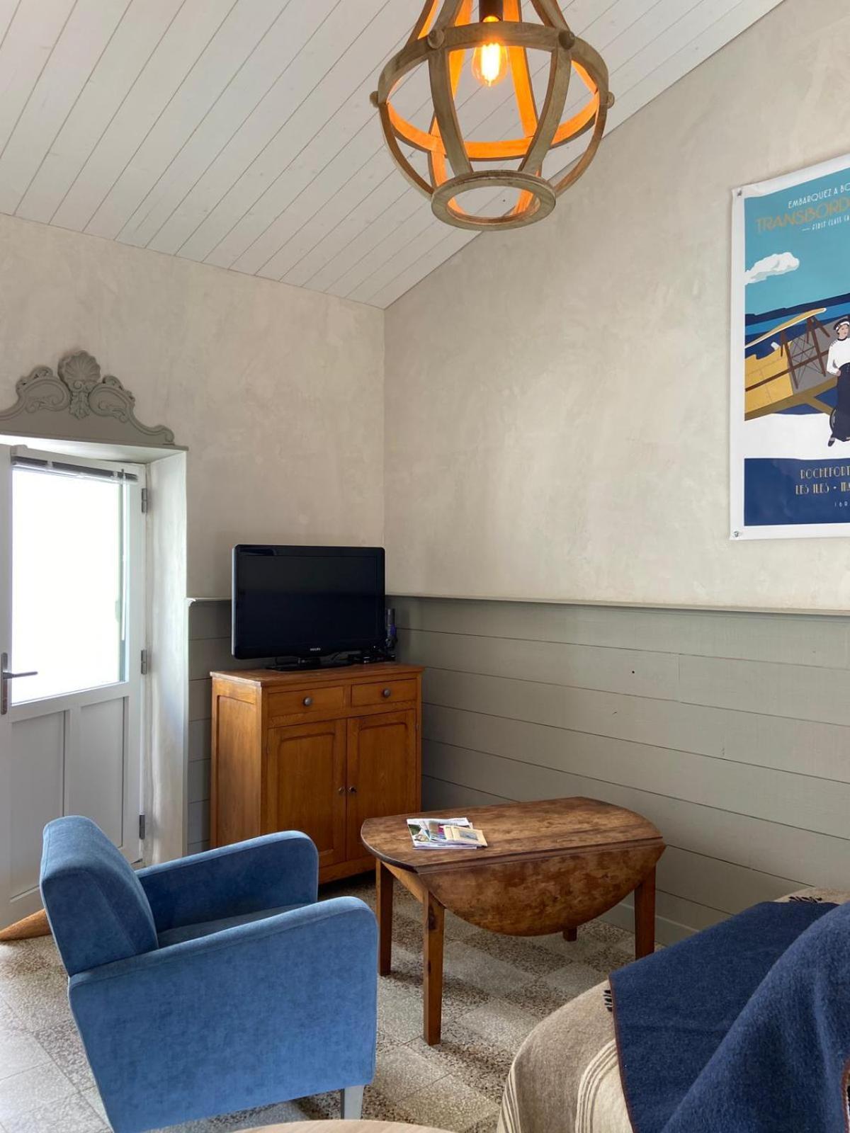 Villa L'annexe de Gaston à Port-des-Barques Chambre photo